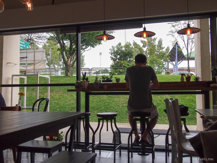 The Plain Jane Cafe - Pretty good location to chill