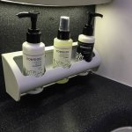 United UA2 SIN SFO: Cowshed Amenities at the lavatory