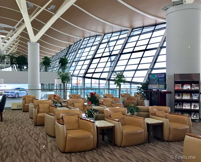 Air China Shanghai T2 Star Alliance Lounge Spacious seating