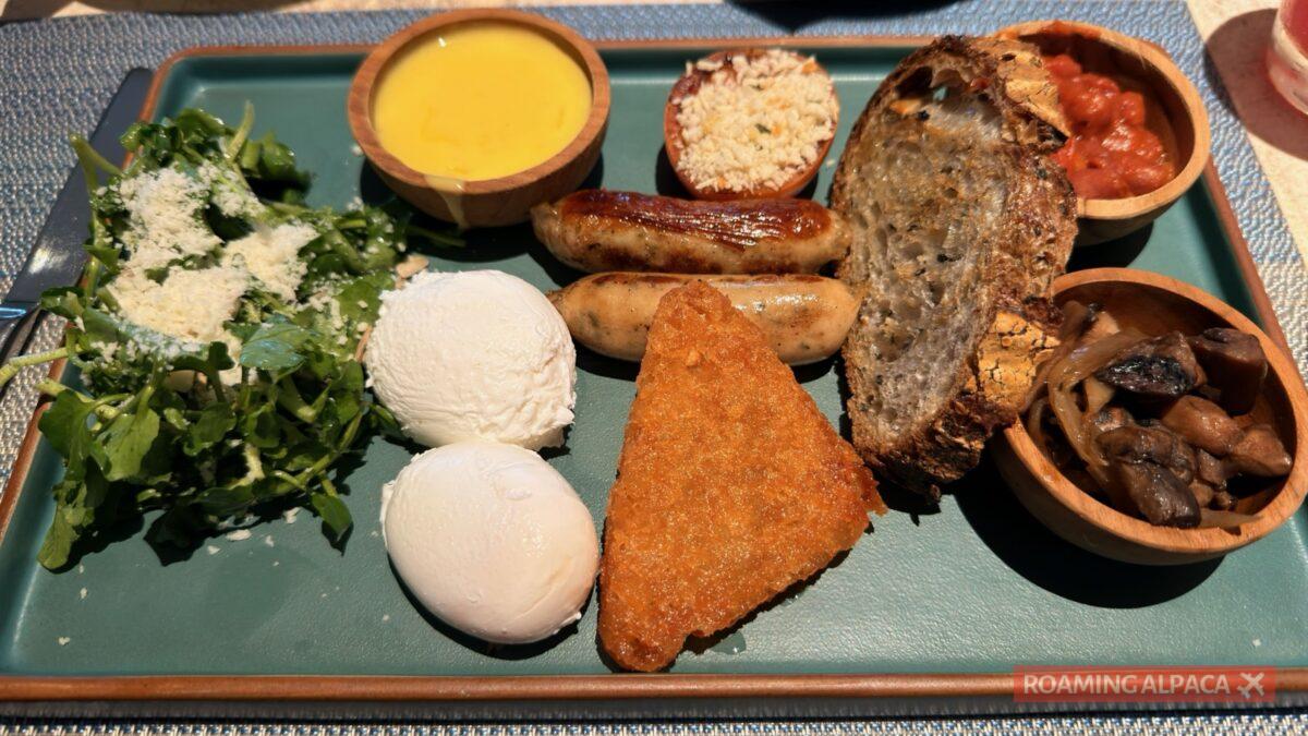 holiday inn canggu bali march 2026 vegetarian breakfast 2026 03 23 07